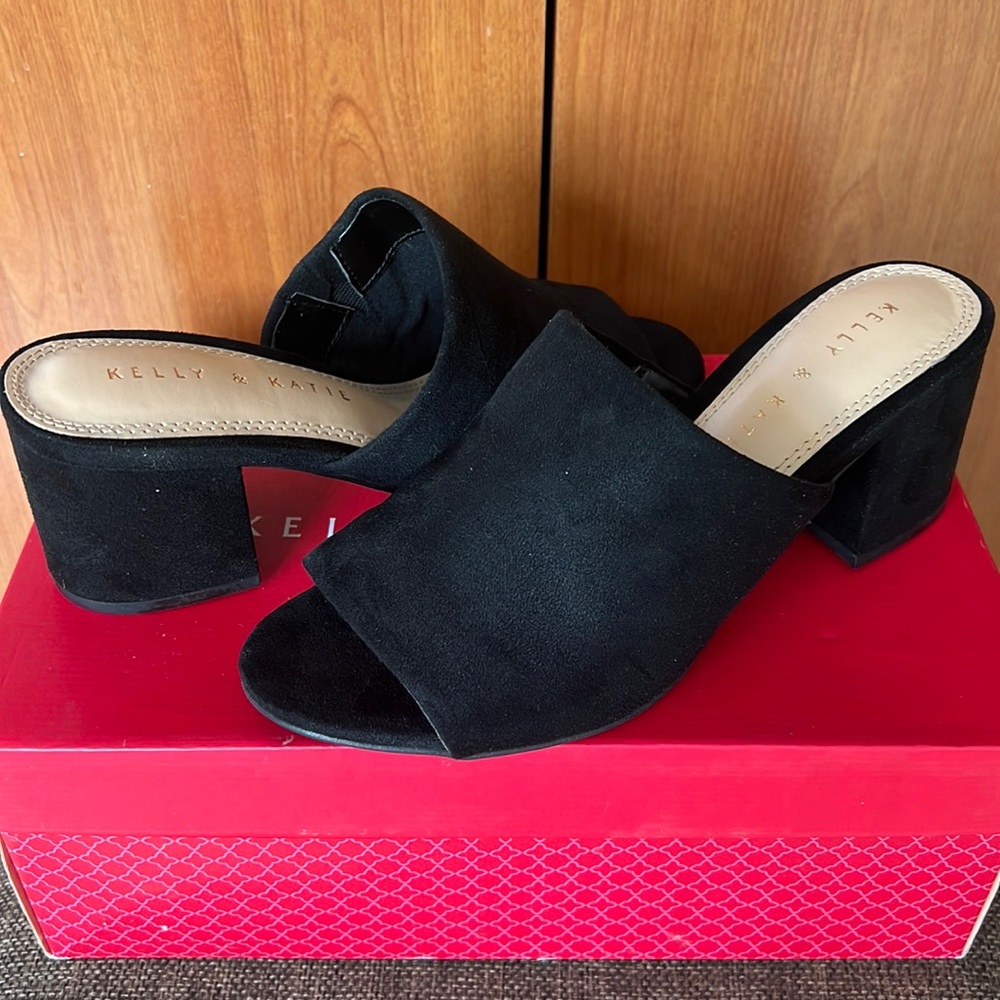 Kelly & Katie Black Mules